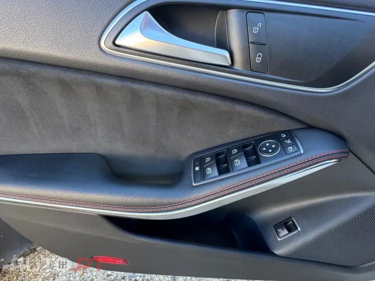Mercedes-Benz CLA 220 (CDI) d 7G-DCT AMG Line