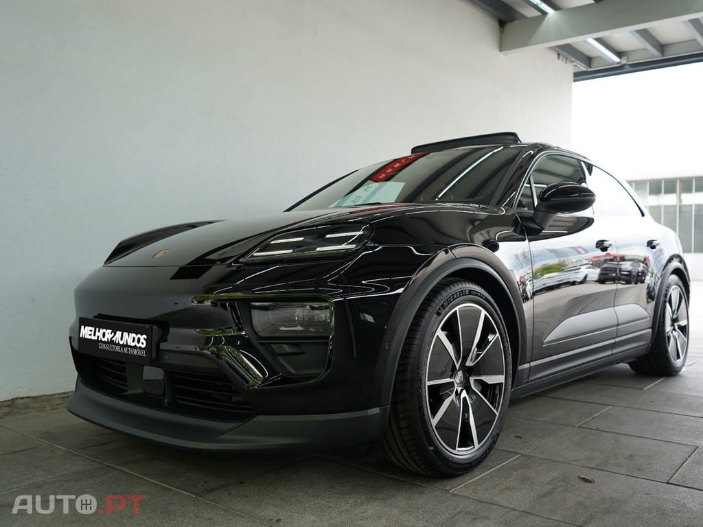 Porsche Macan Bose