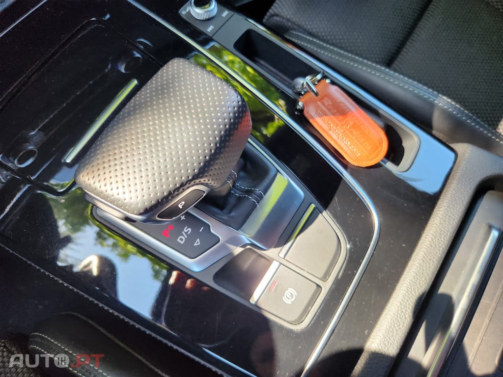 Audi Q5 40 TDI quattro S line S tronic