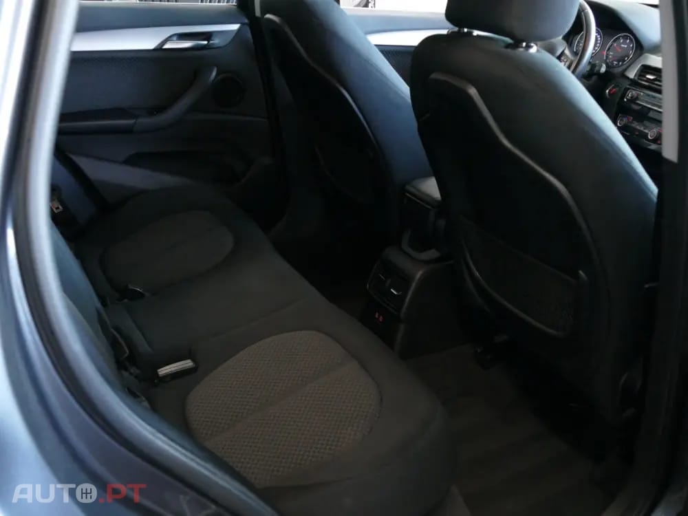BMW X1 16 d sDrive — fotografia 29