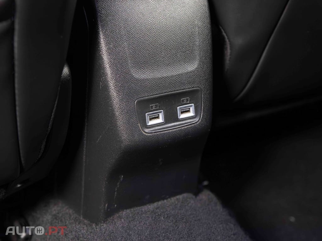 Peugeot 2008 1.2 PureTech Allure Pack EAT8
