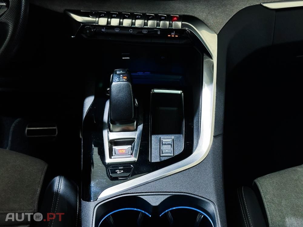 Peugeot 3008 1.6 Hybrid4 GT Pack e-EAT8