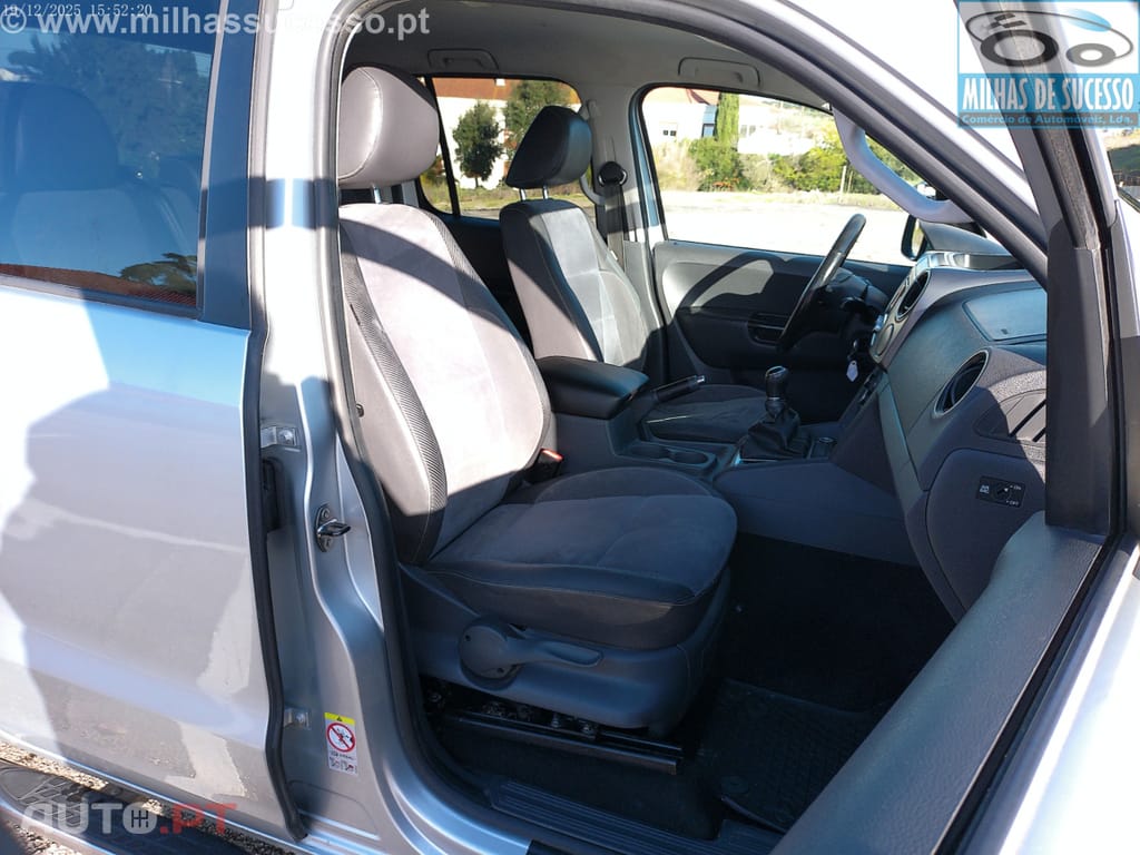 Volkswagen Amarok 2.0 TDI Highline C/D 4Motion