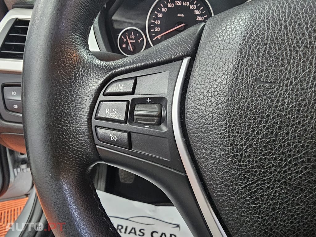 BMW 318 d Touring Line Sport