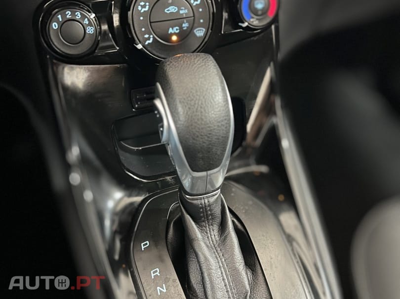 Ford Fiesta 1.0 EcoBoost Titanium Aut.