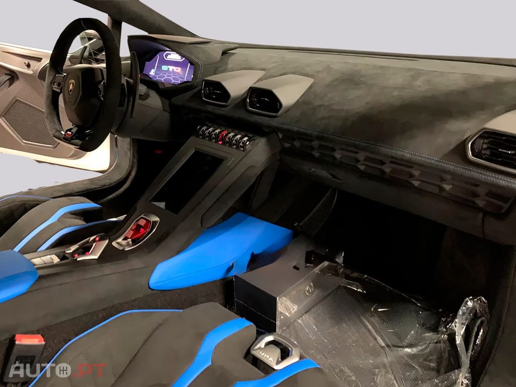 Lamborghini Huracán STO
