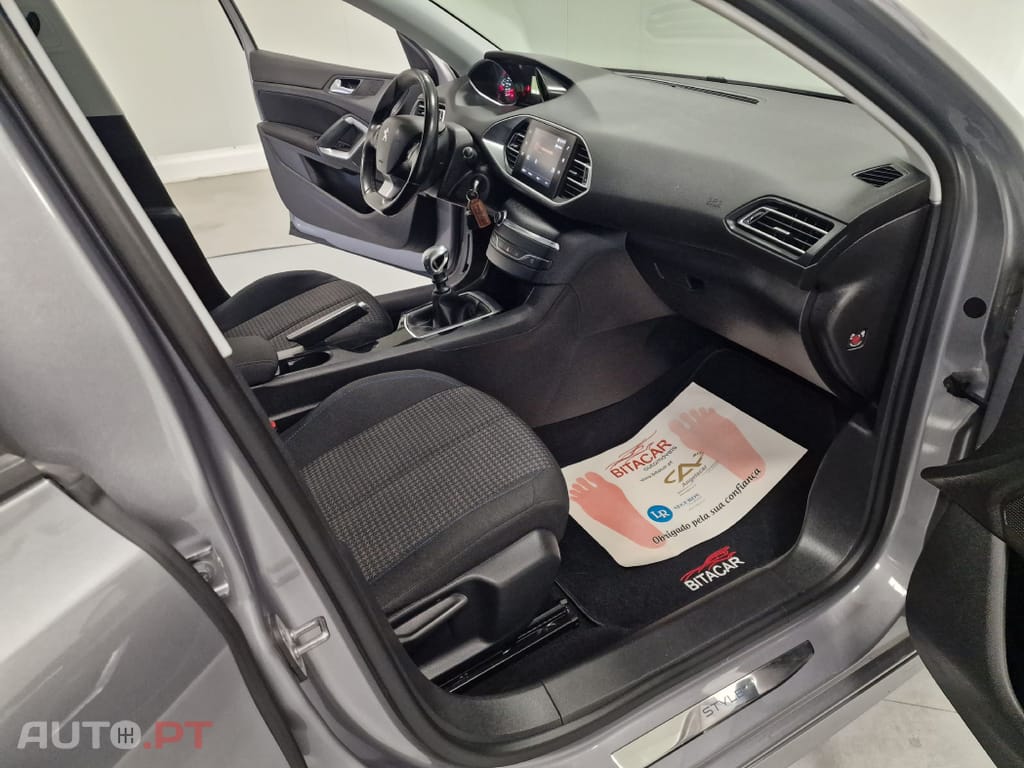 Peugeot 308 SW 1.5 BLUEHDI STYLE