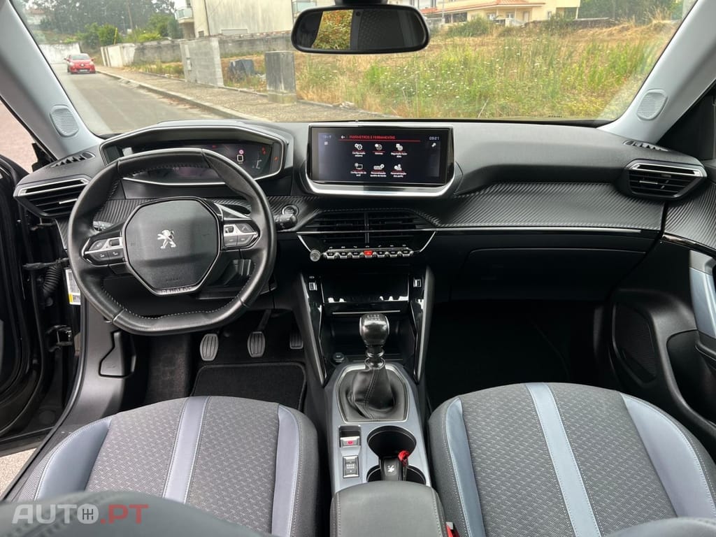 Peugeot 2008 1.2 PureTech Allure Pack