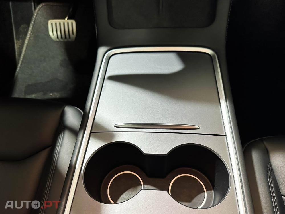 Tesla Model Y Performance Dual Motor AWD