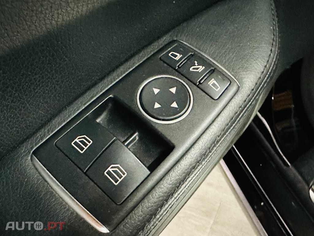 Mercedes-Benz SLK 200 (BlueEFFICIENCY)