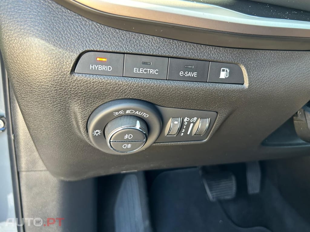 Jeep Compass 4xE 1.3 TG UPLAND