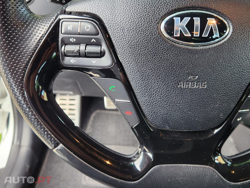Kia Ceed 1.6 CRDi GT Line