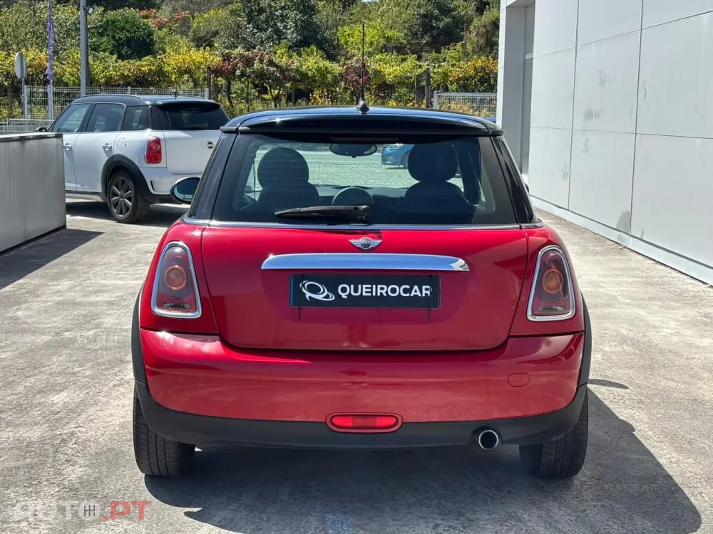 MINI Cooper Cooper D