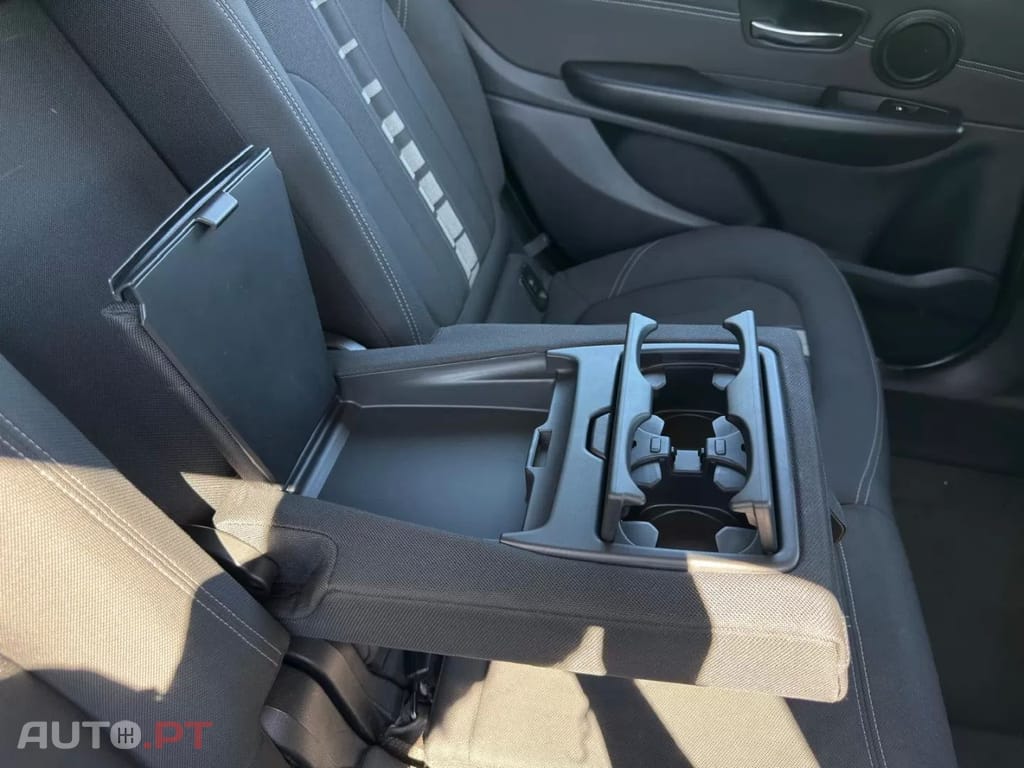 BMW 216 d 7L Advantage