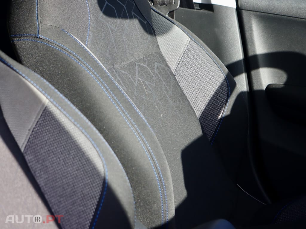 Peugeot 2008 1.2 PureTech Style