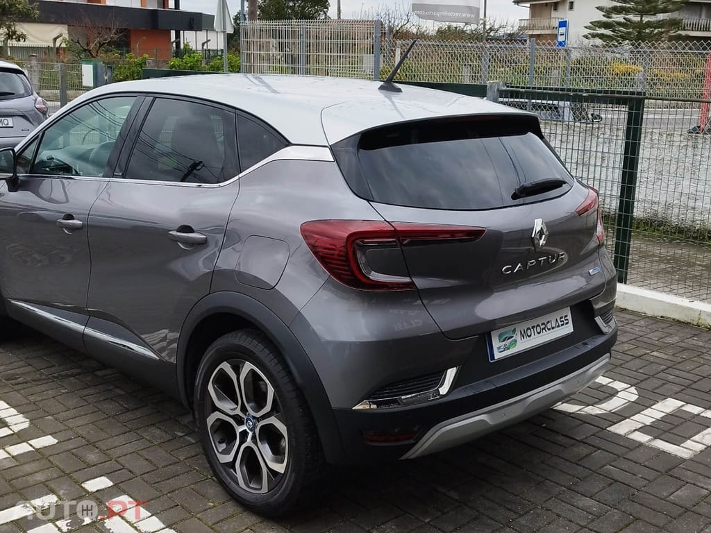 Renault Captur 1.6 E-Tech Plug-In Intens