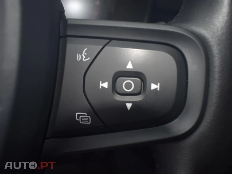 Volvo XC40 2.0 D3 Momentum