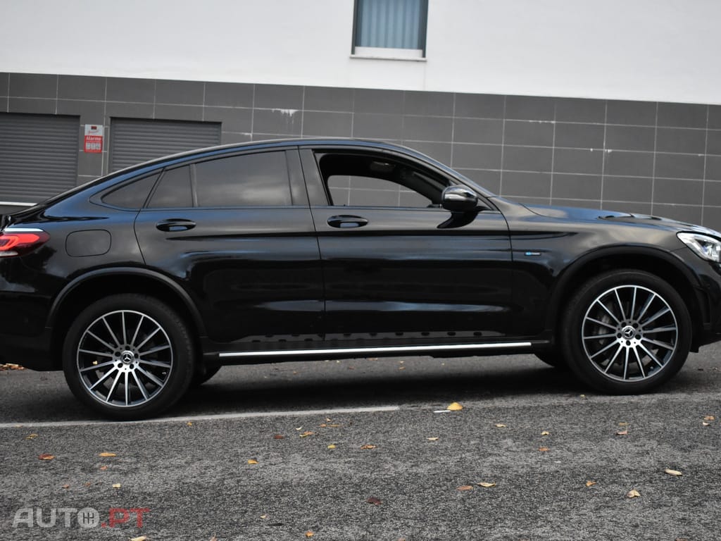 Mercedes-Benz GLC 300 de 4Matic AMG Line