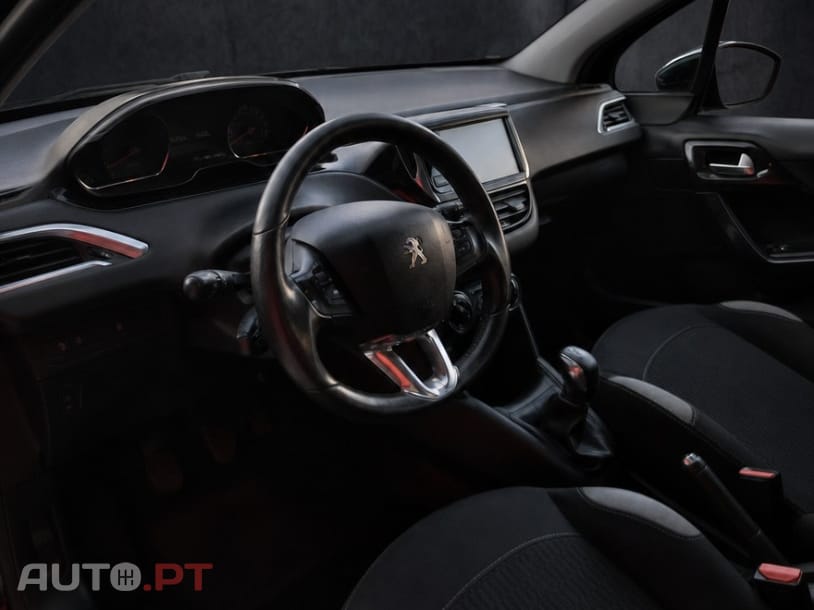 Peugeot 208 1.2 PureTech Active