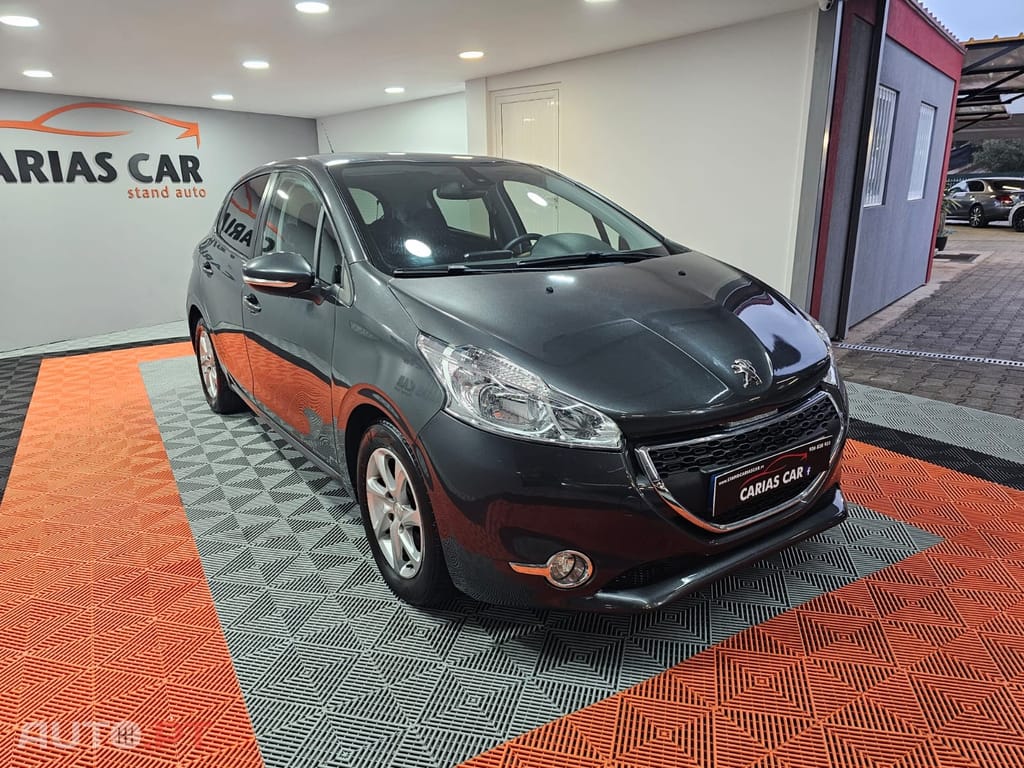 Peugeot 208 1.4 HDi Access