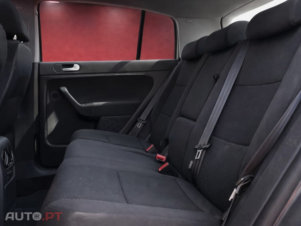 Volkswagen Golf Plus 1.6 TDI DPF Highline