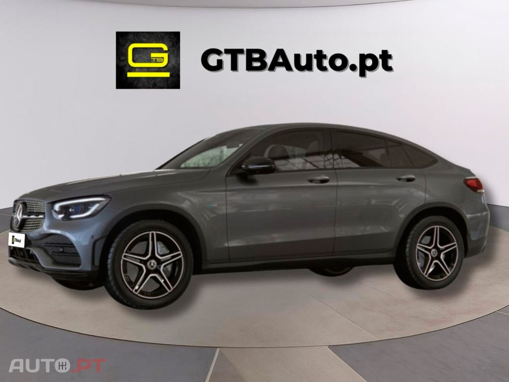 Mercedes-Benz GLC 300 e 4M AMG I.V.A DEDUTÍVEL