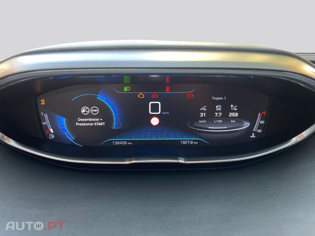 Peugeot 3008 1.2 ALLURE