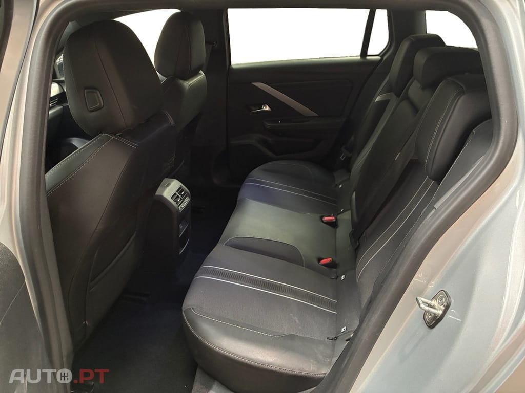 Opel Astra Sports Tourer 1.2 T Hybrid GS eDCT
