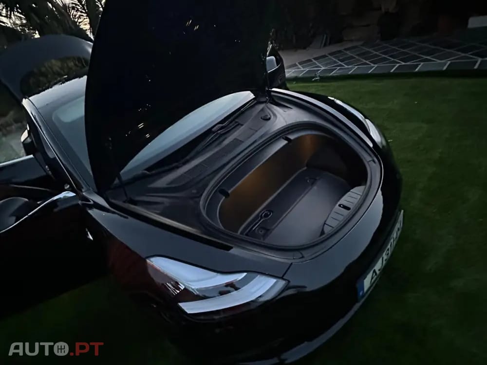 Tesla Model 3 Long Range AWD Dual Motor