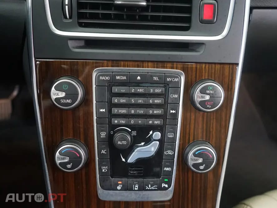Volvo V60 2.4 D6 Summum AWD Phev