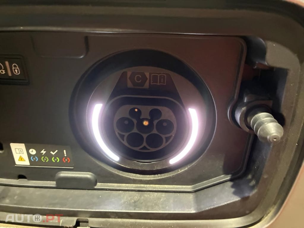 Citroen C5 Aircross 1.6 Hybrid C-Series e-EAT8