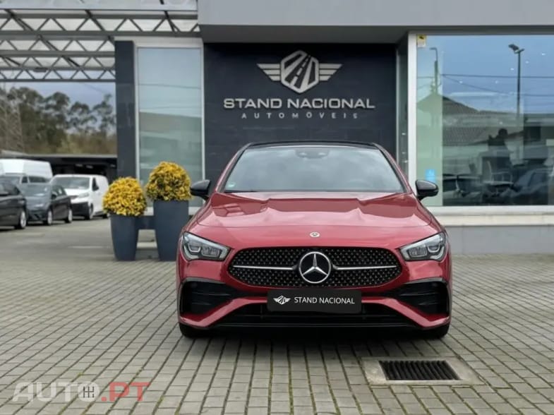 Mercedes-Benz A 250 e AMG Line