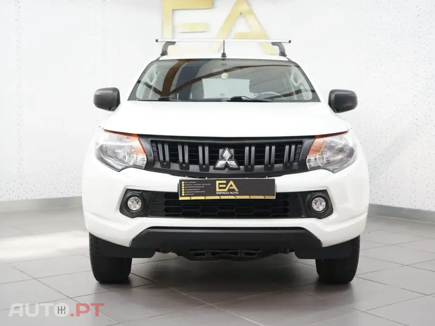 Mitsubishi L200 2.4 DI-D CD S.Cab 3L Instyle 4WD