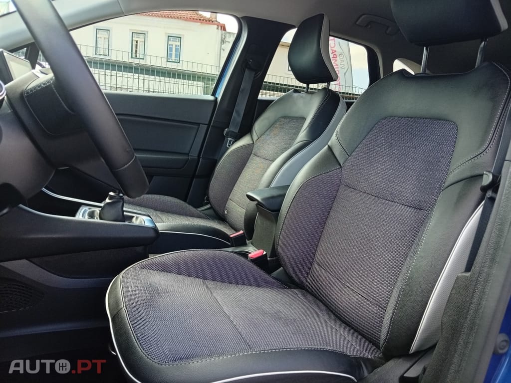 Renault Captur 1.0 TCe Intens Bi-Fuel