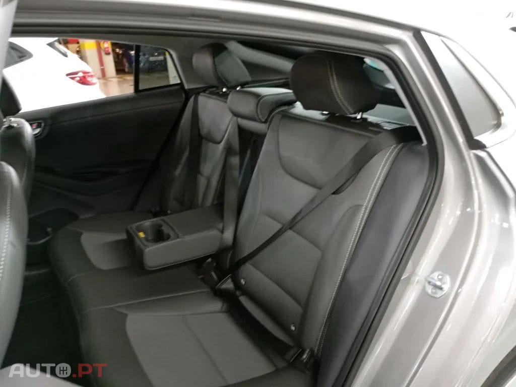 Hyundai Ioniq 1.6 GDI HEV