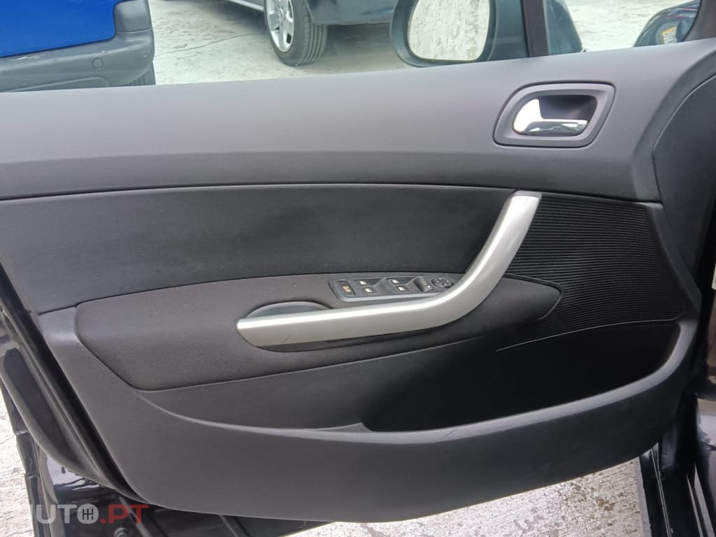 Peugeot 308 1.6 HDi Executive