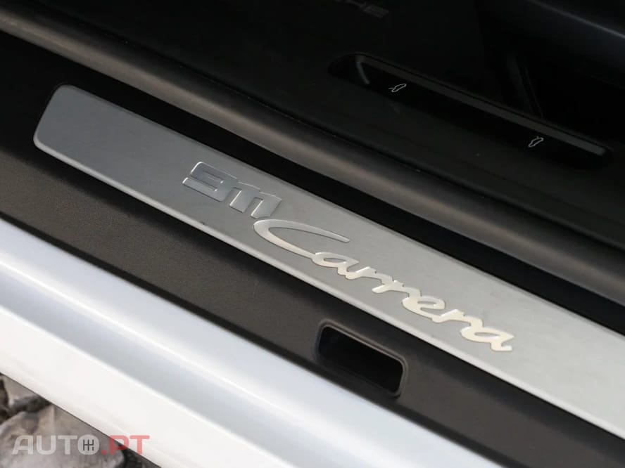 Porsche 911 Carrera PDK