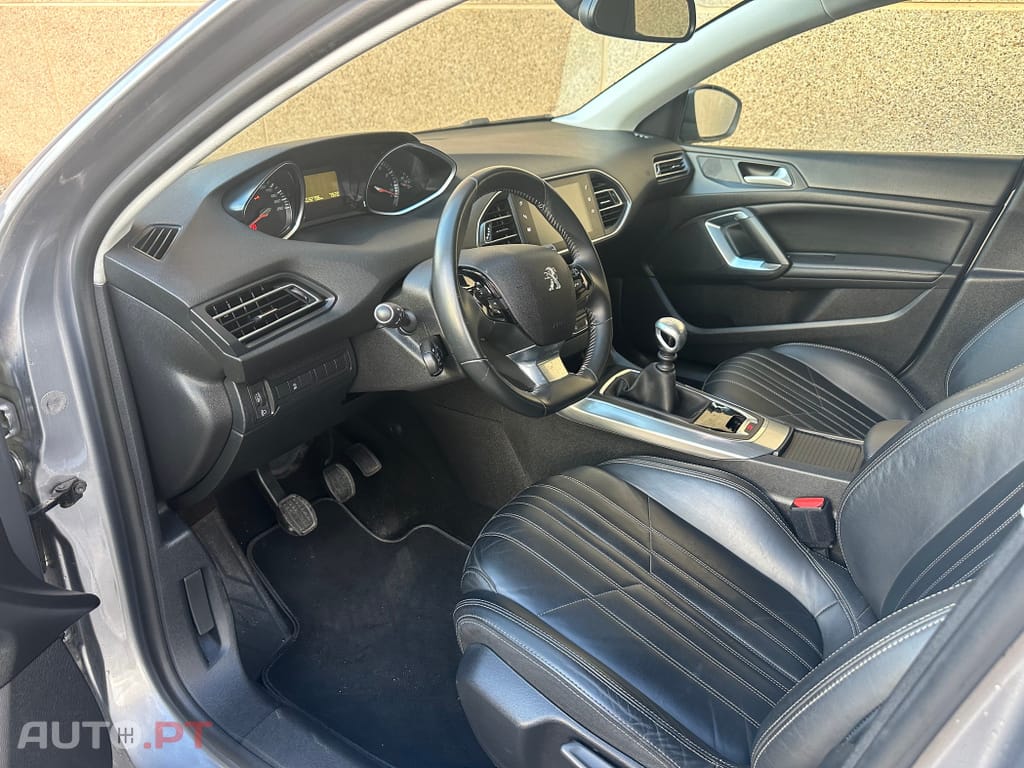 Peugeot 308 1.2 PureTech GT Line
