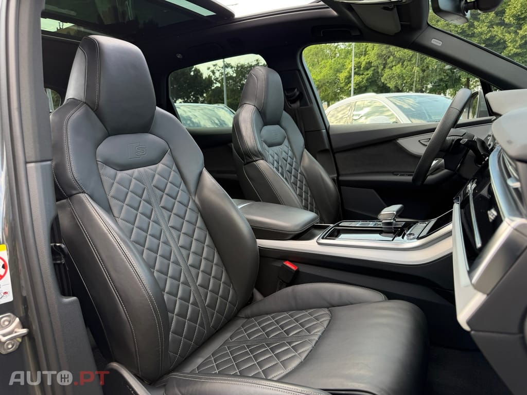 Audi Q7 60 TFSIe quattro S line Tiptronic