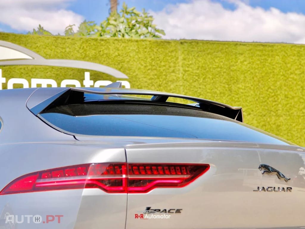 Jaguar I-Pace EV400 R-Dynamic HSE AWD