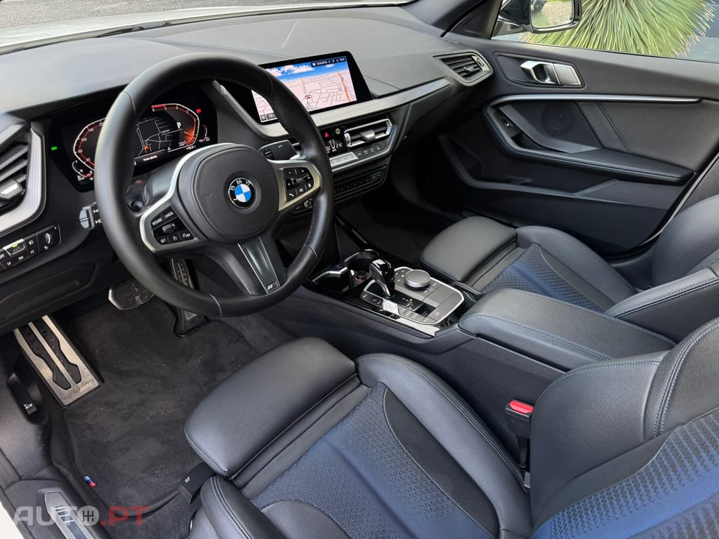 BMW 218 d Pack Desportivo M