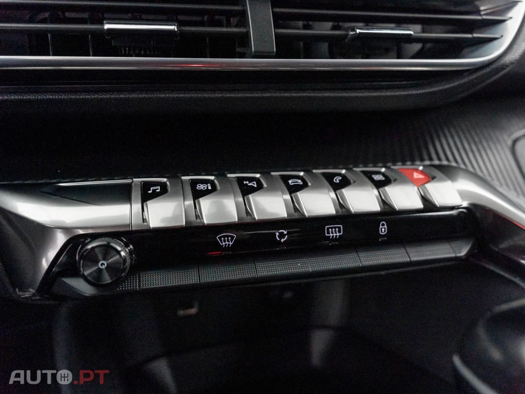 Peugeot 3008 1.2 PureTech Active Pack