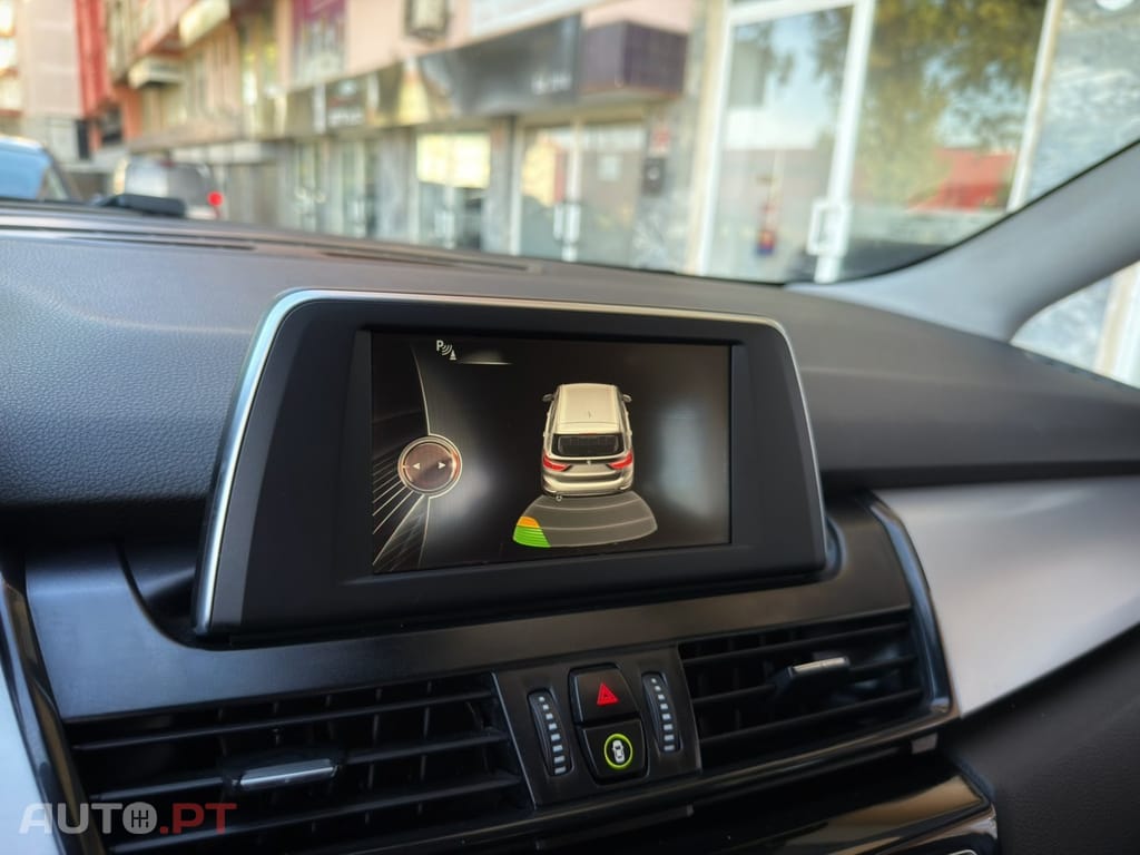 BMW 216 d 7L Advantage