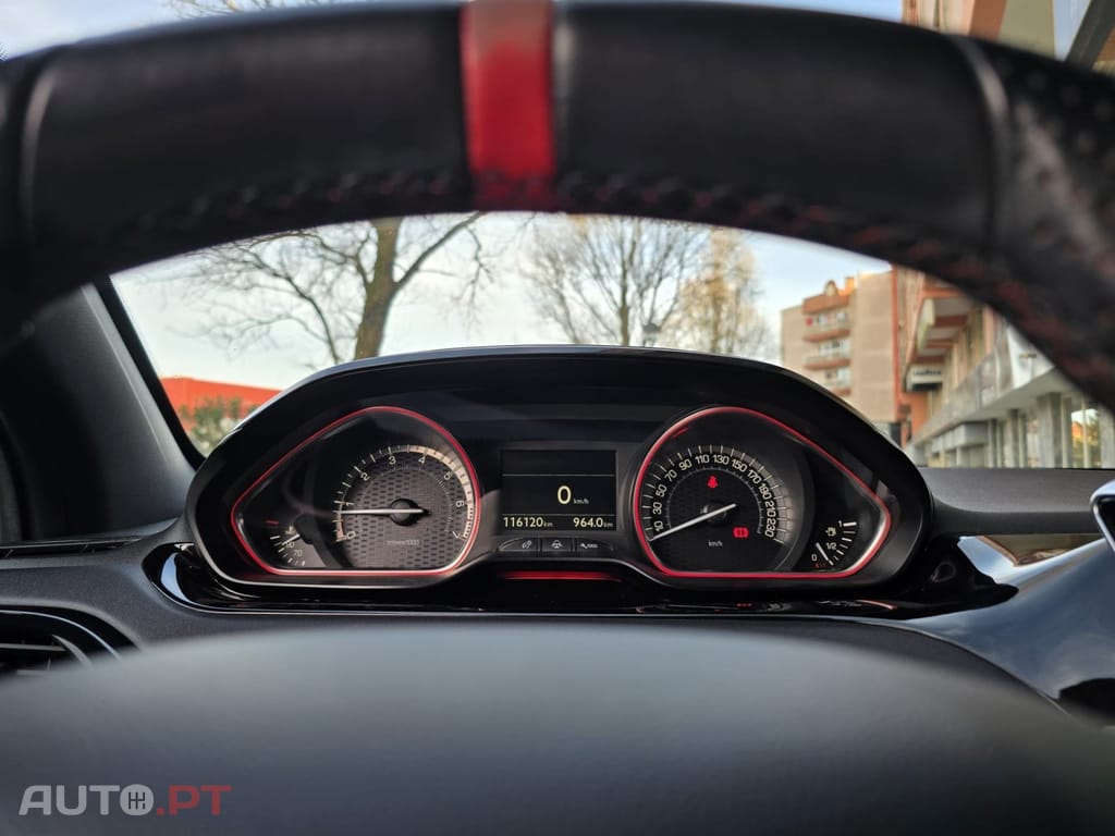 Peugeot 208 1.6 THP GTi