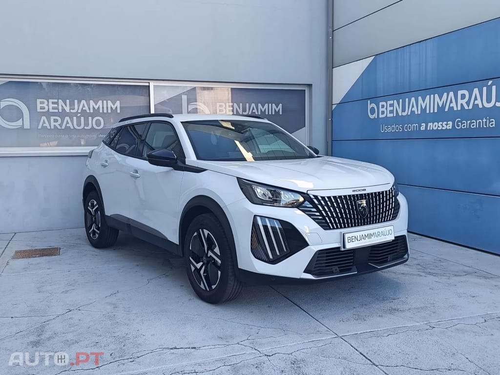 Peugeot 2008 1.2 Hybrid Allure e-DCS6