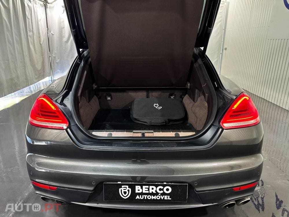 Porsche Panamera S E-Hybrid