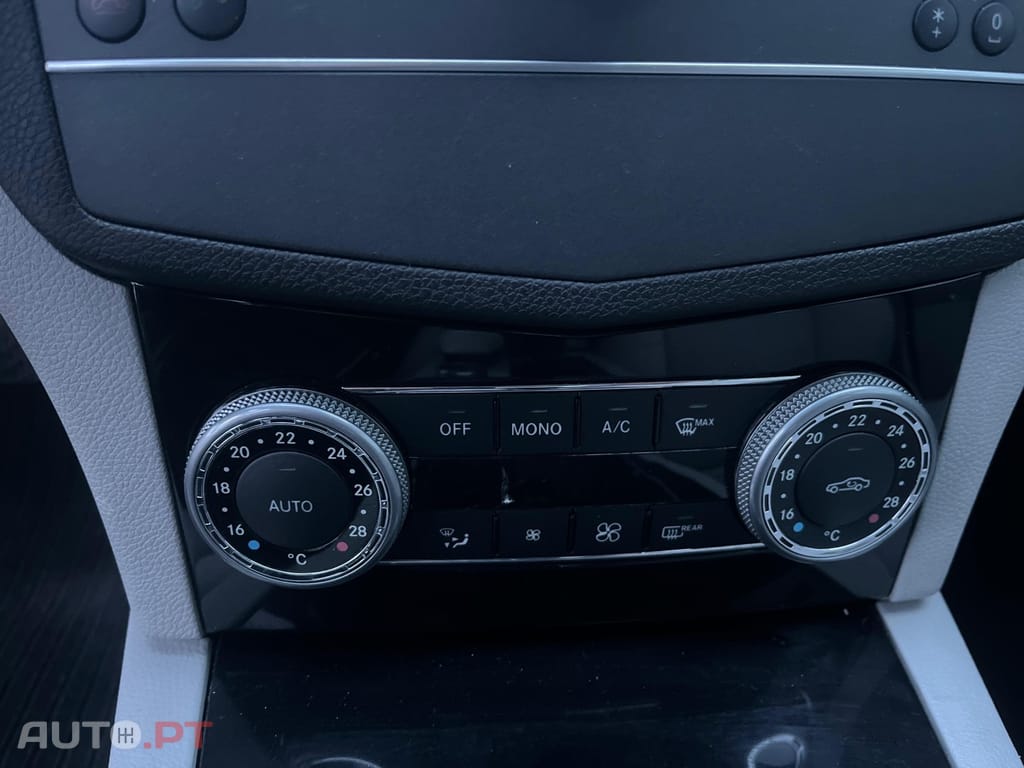 Mercedes-Benz C 220 blue efficient