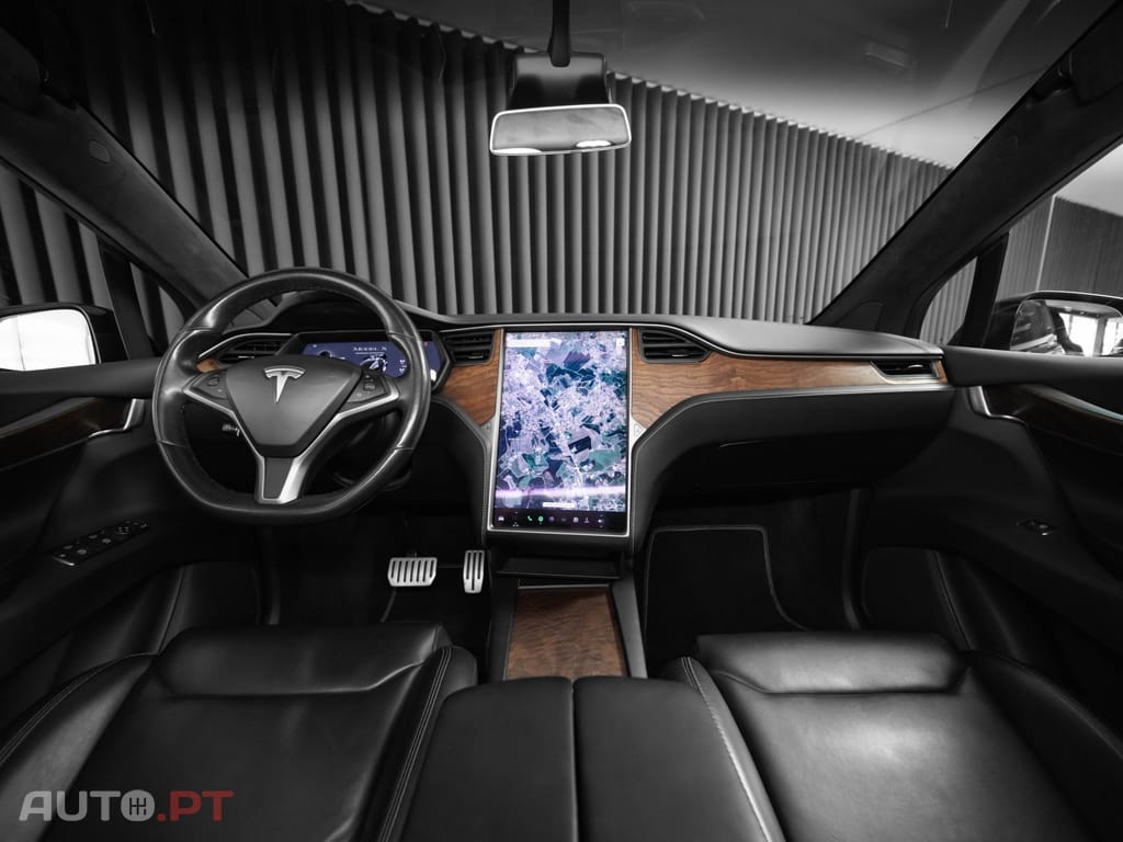 Tesla Model X Ludicrous Performance