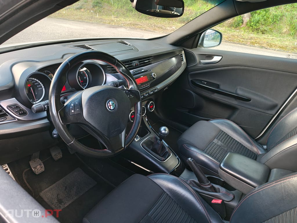 Alfa Romeo Giulietta 1.6 JTDM Distinctive