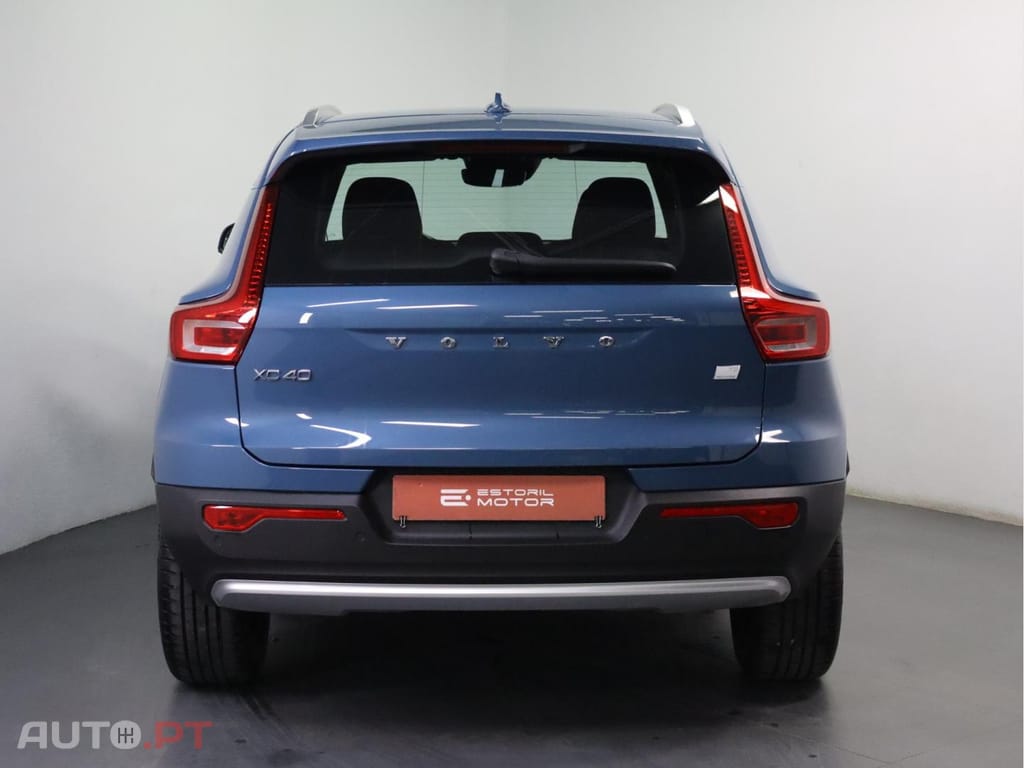 Volvo XC40 1.5 T5 Plus Bright 